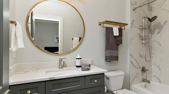 Top Bathroom Design Features Recommended by Experts